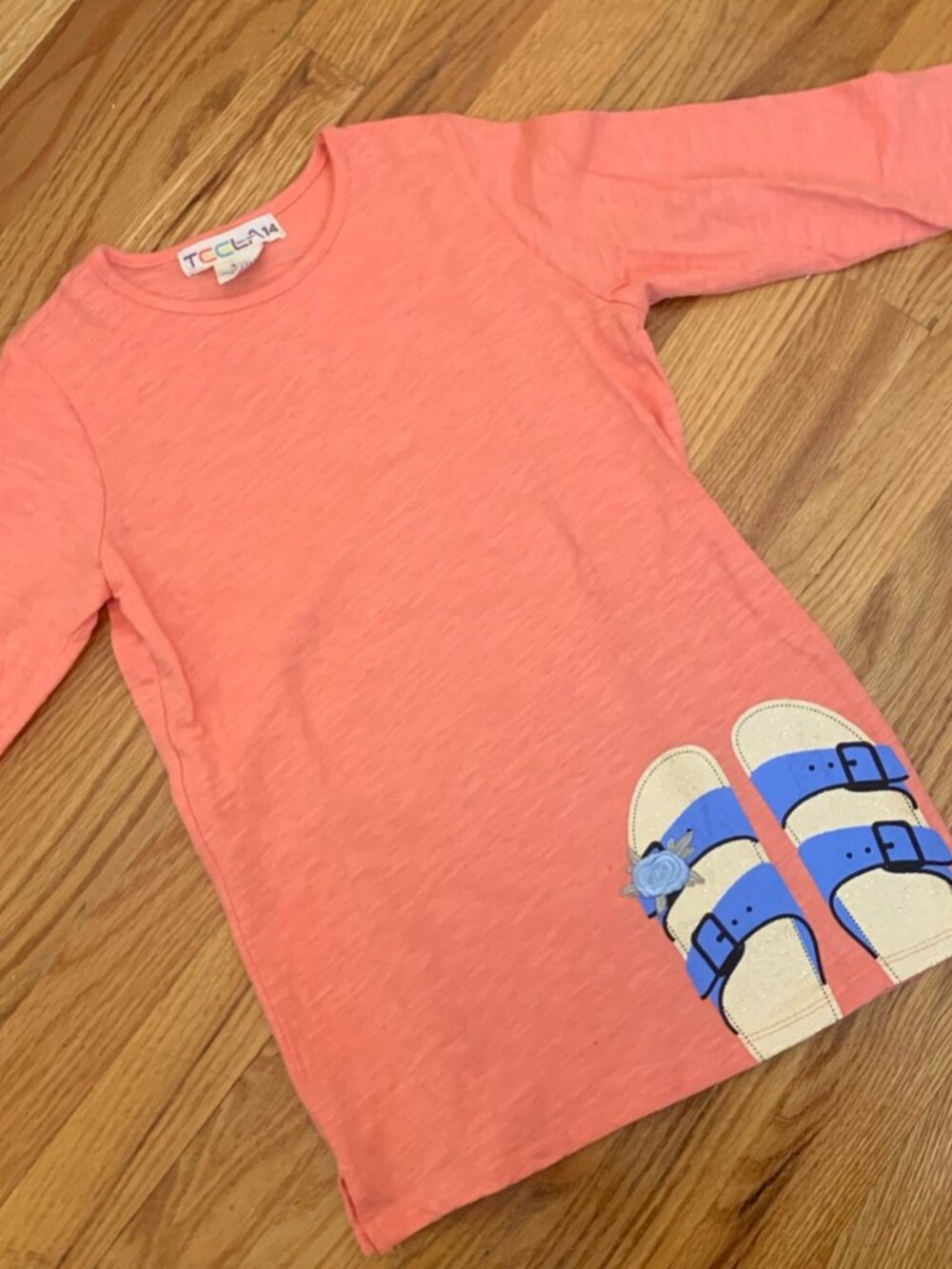 Teela Girls Coral Graphic Tee size 14
